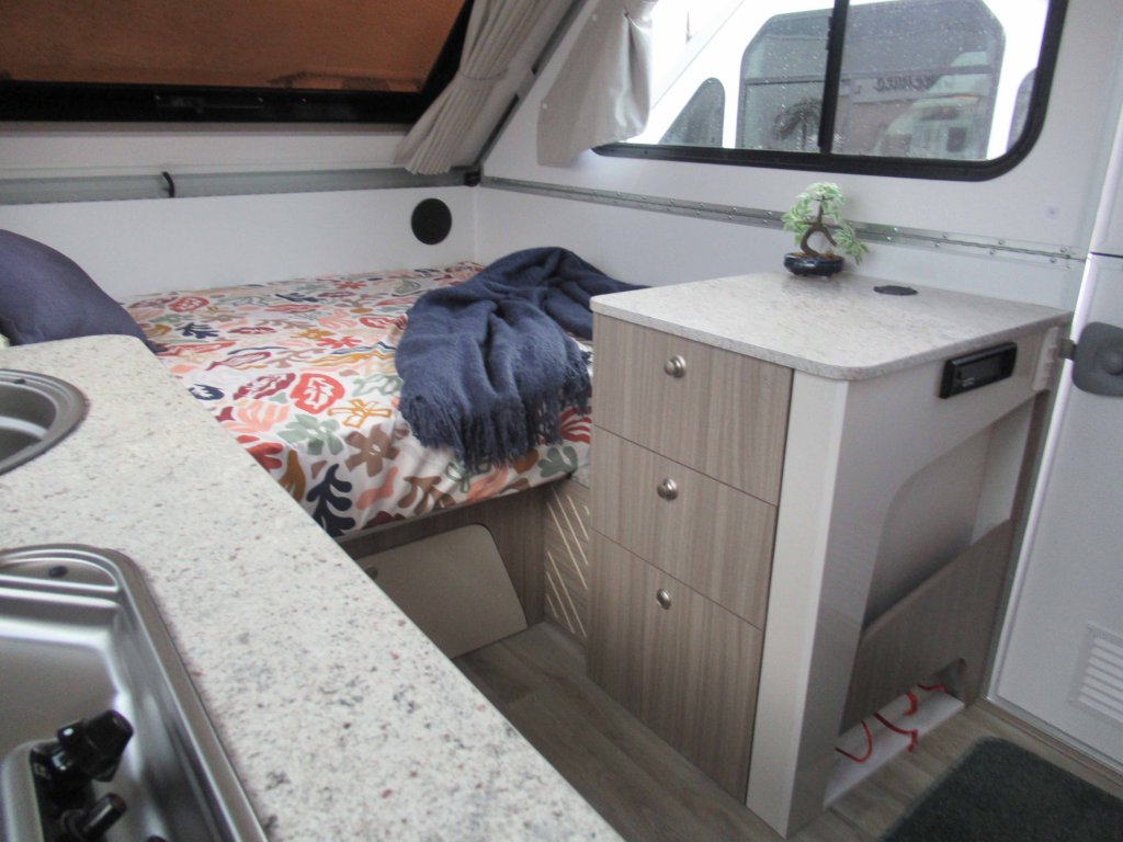 Donehues_Leisure_New_Avan_Cruiseliner_Adventure_Plus_Camper_Mt-Gambier_1235317-1024x768